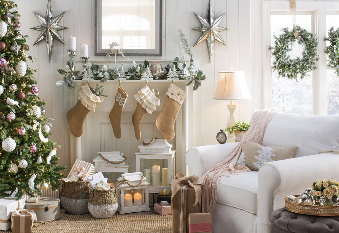 Beachcrest Home Spruce Artificial Christmas Tree with Clear Lights